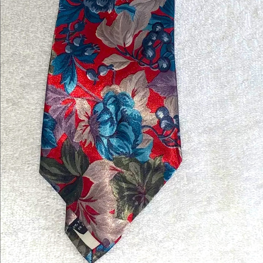 New Envoy Limited Edition Floral Necktie